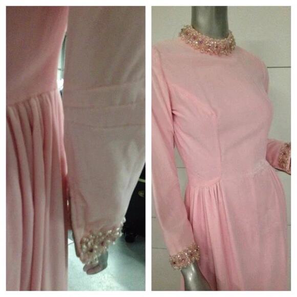 1960s Vintage Pink Velvet Gown with Embellished Details Small - Picture 10 of 12